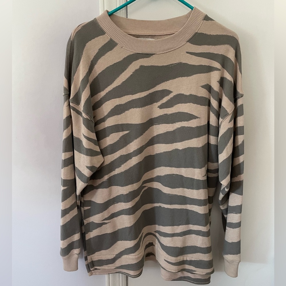American Eagle Zebra Sweatshirt
